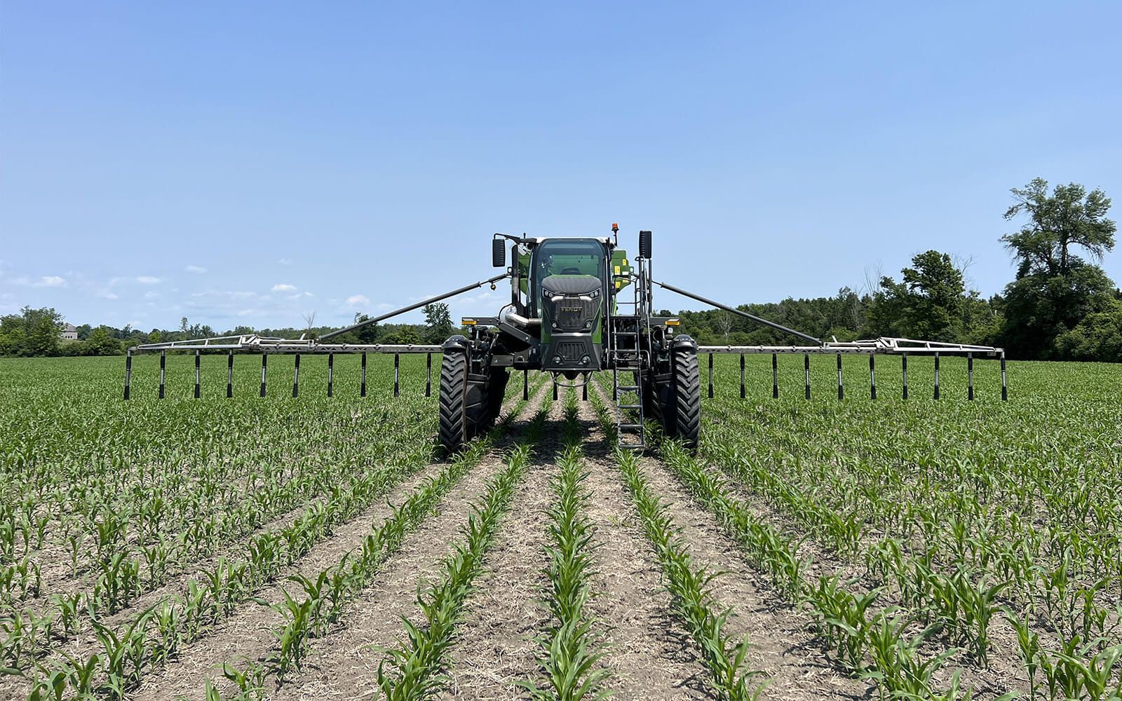 Munro Agromart fertilizer equipment on the crops