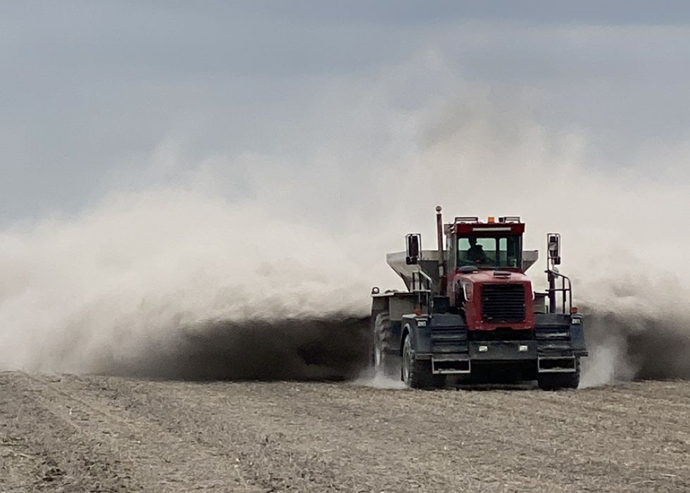 Munro Agromart lime application